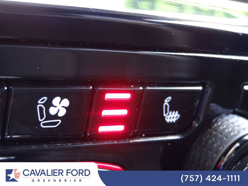 Used 2024 Jeep Grand Cherokee Trailhawk w/ Advanced Protech Group II AWD/4WD image 47