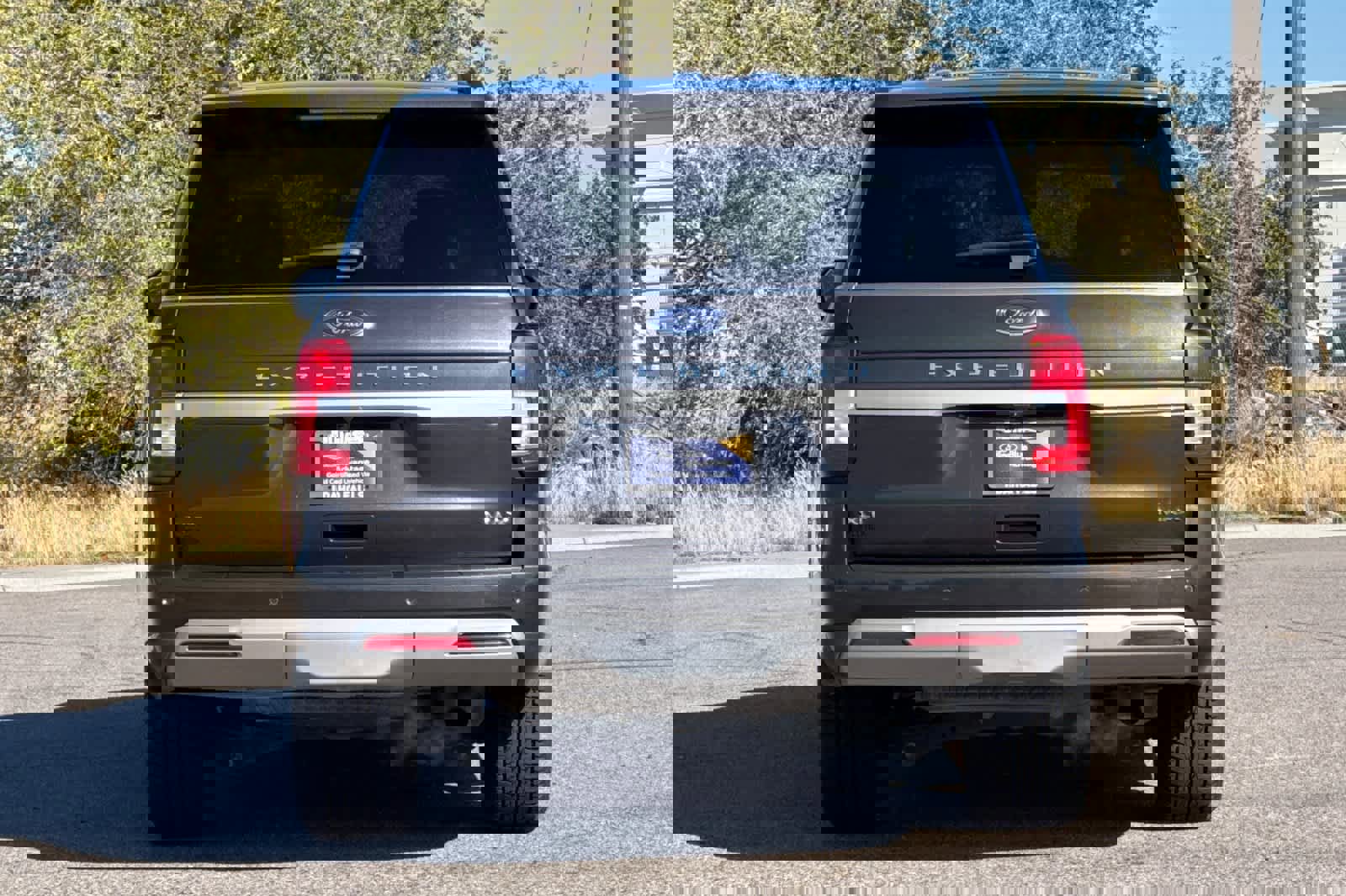 Certified 2024 Ford Expedition Max XLT image 4