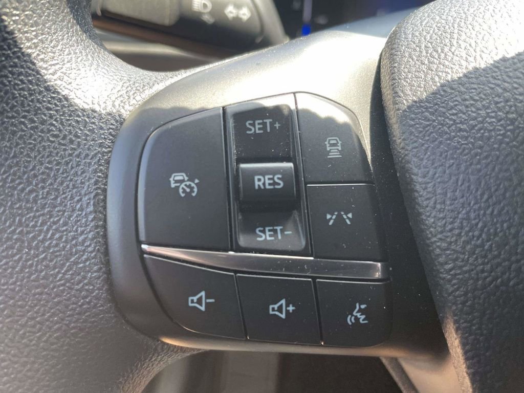 Certified 2025 Ford Escape Active w/ Tech Pack #1 FWD image 25