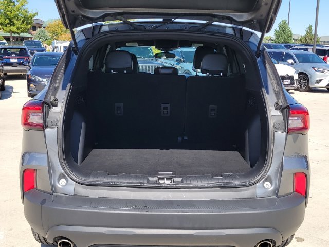 Certified 2025 Ford Escape ST-Line AWD/4WD image 13