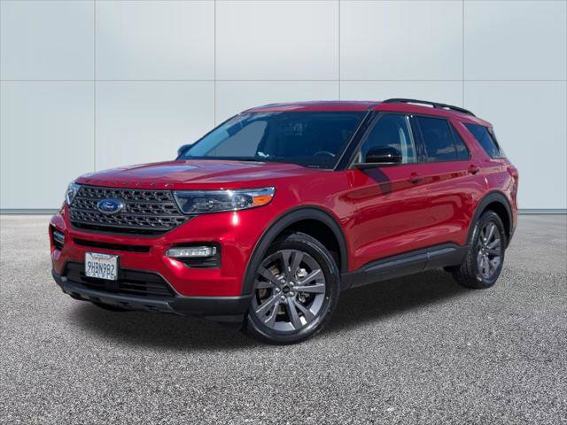 Certified 2023 Ford Explorer XLT w/ Equipment Group 202A RWD image 7