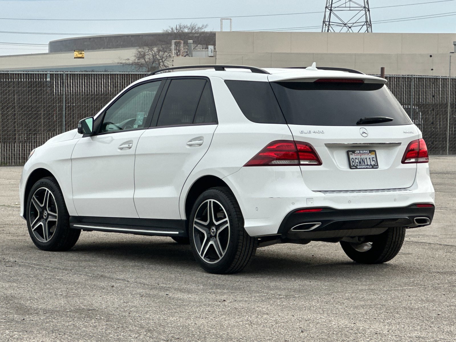 Used 2019 Mercedes-Benz GLE 400 4MATIC image 3