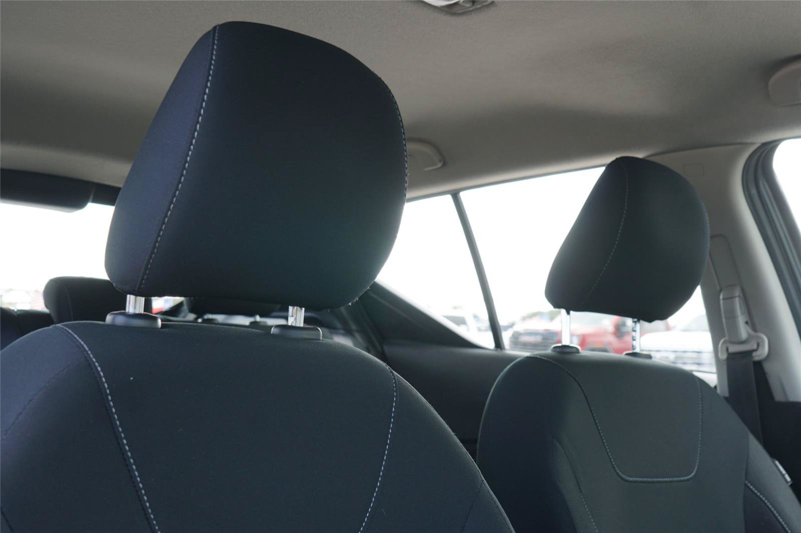 Used 2024 Nissan Kicks SV FWD image 30