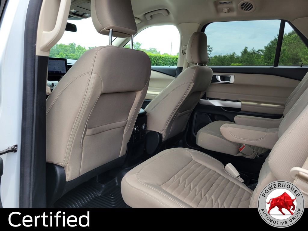 Certified 2021 Ford Explorer XLT RWD image 16