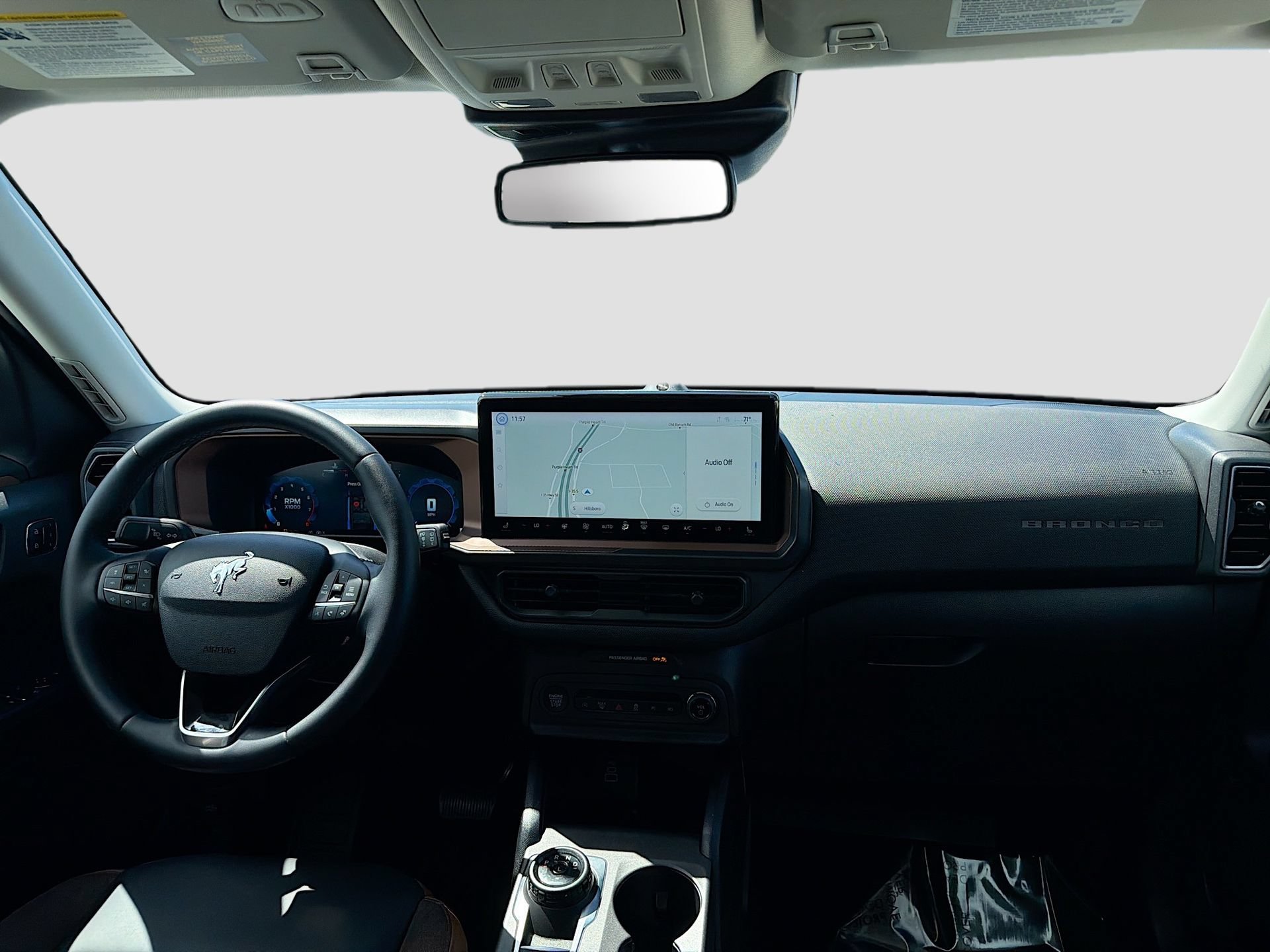 Certified 2025 Ford Bronco Sport Outer Banks w/ Outer Banks Tech Package+ AWD/4WD image 25