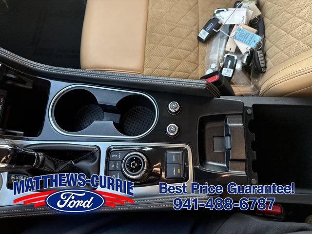 Used 2017 Nissan Maxima SR FWD image 21