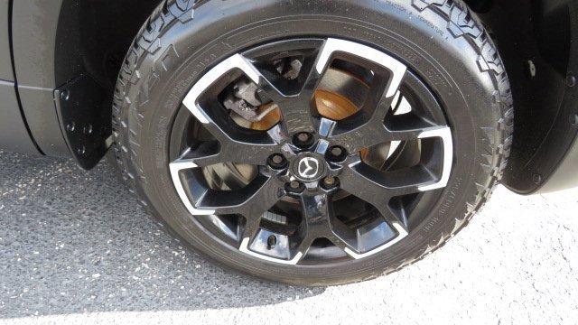 Used 2023 MAZDA CX-50 Meridian Edition image 31