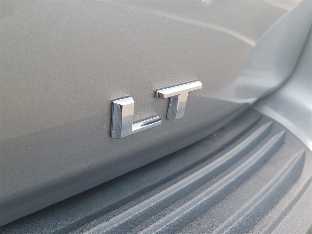 Used 2023 Chevrolet Tahoe LT w/ Luxury Package image 7