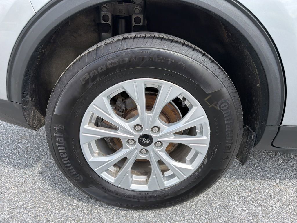 Certified 2023 Ford Escape Active AWD/4WD image 12
