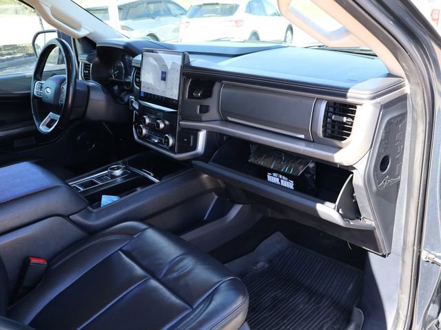 Certified 2022 Ford Expedition XLT image 18