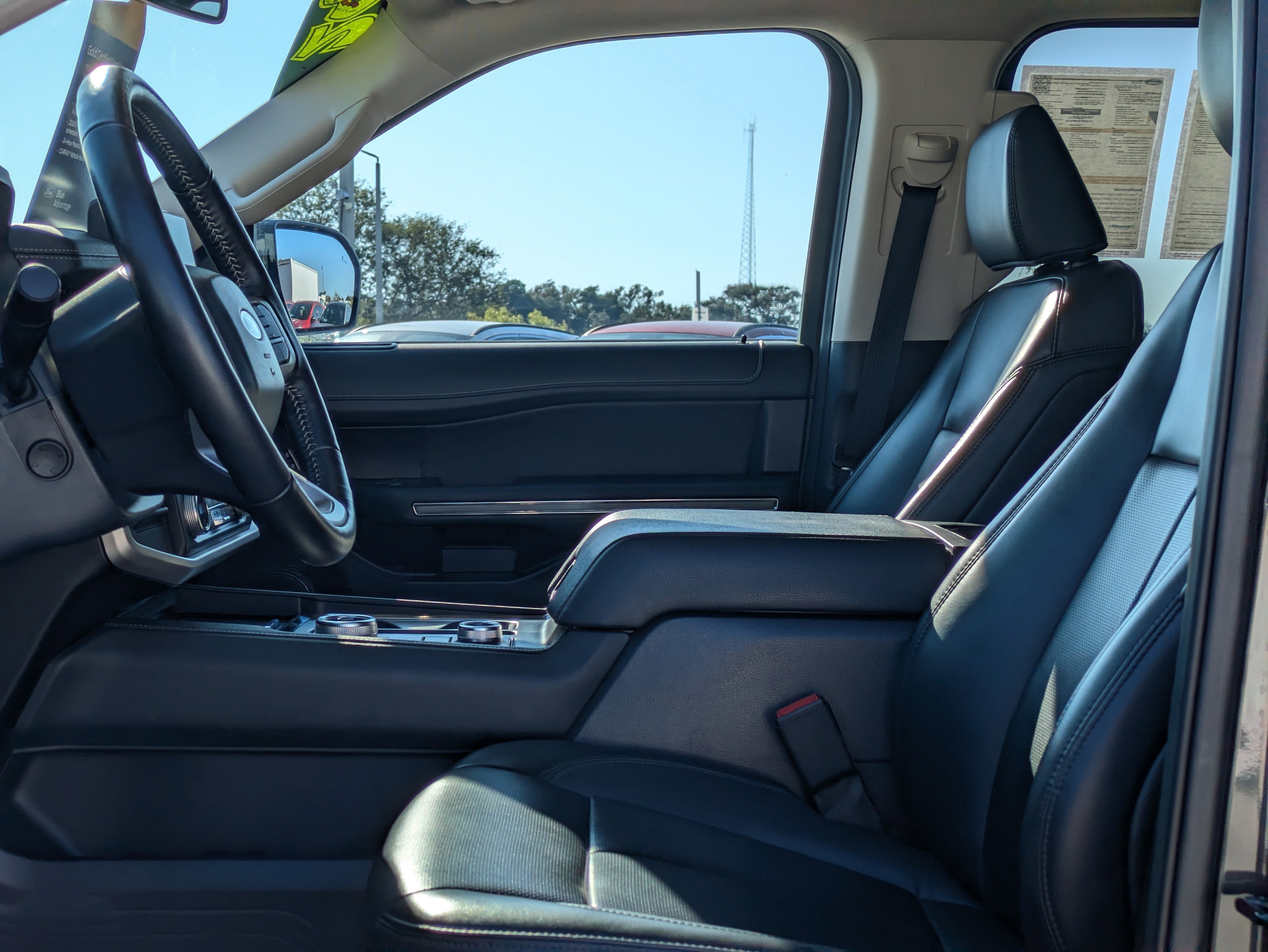 Certified 2024 Ford Expedition Max XLT image 23