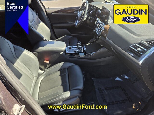 Used 2023 BMW X4 xDrive30i w/ Parking Assistance Package AWD/4WD image 16