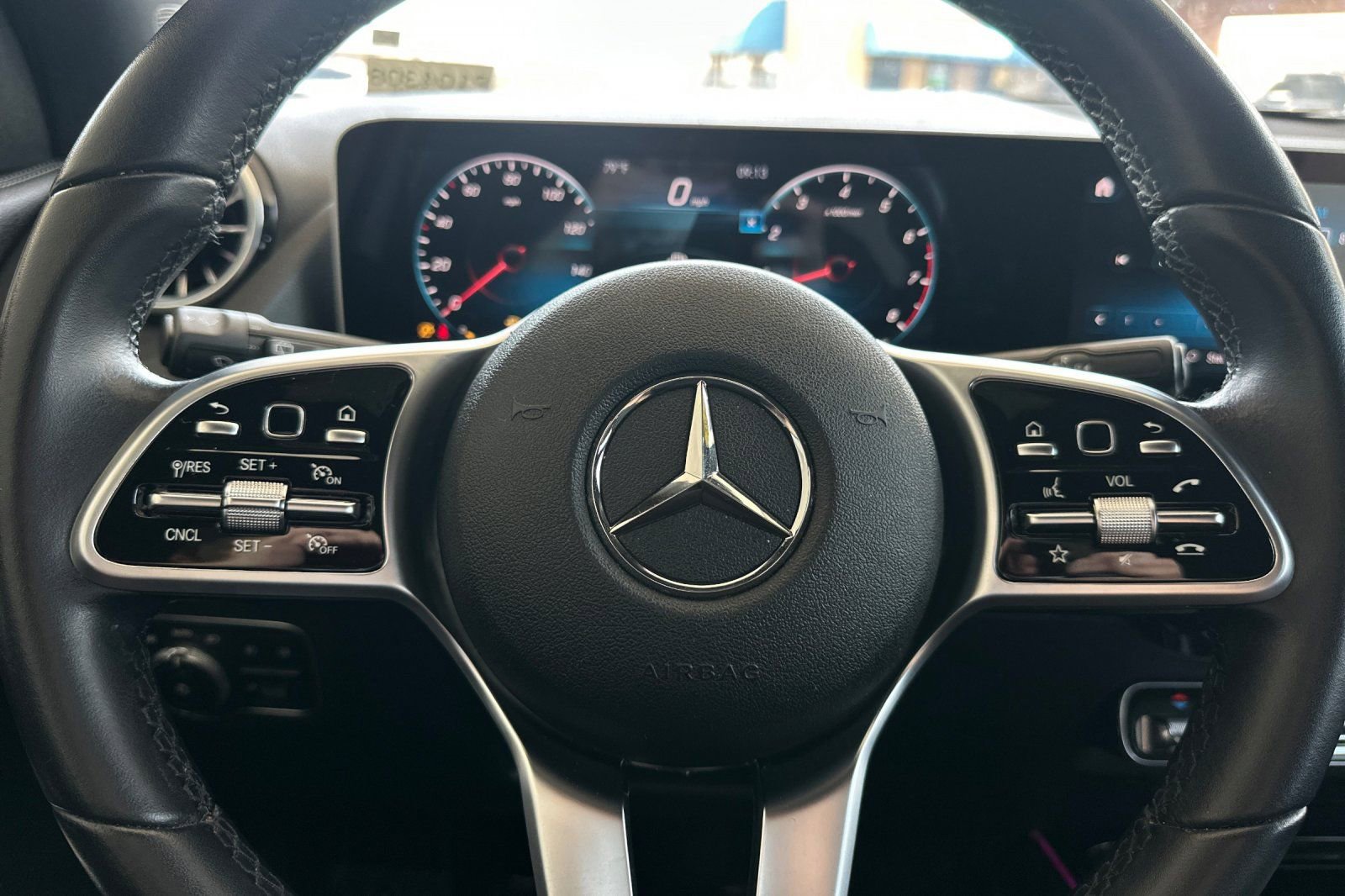 Used 2021 Mercedes-Benz GLA 250 4MATIC image 22