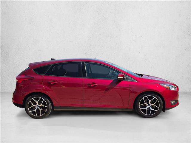 Certified 2017 Ford Focus SEL FWD image 4
