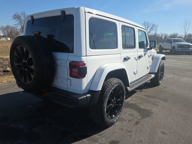 Used 2023 Jeep Wrangler Unlimited Sahara w/ Cold Weather Group image 8