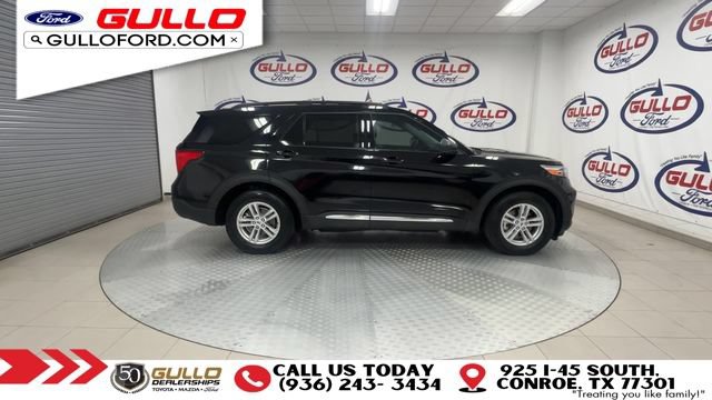 Certified 2023 Ford Explorer XLT w/ Equipment Group 202A RWD image 9