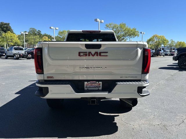 Used 2024 GMC Sierra 2500 Denali w/ Denali Reserve Package AWD/4WD image 12