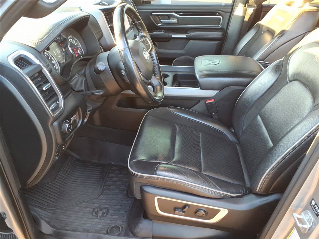 Used 2022 RAM 1500 Laramie w/ Sport Appearance Package AWD/4WD image 5