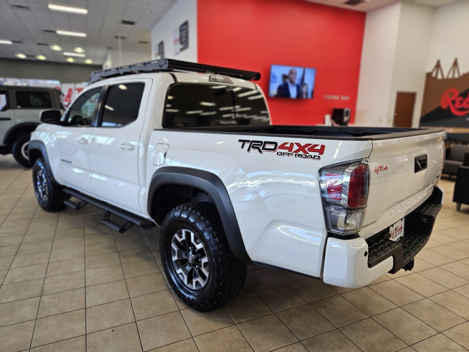 Used 2021 Toyota Tacoma TRD Off-Road w/ Technology Package image 6
