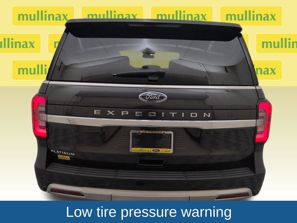 Certified 2023 Ford Expedition Platinum image 4