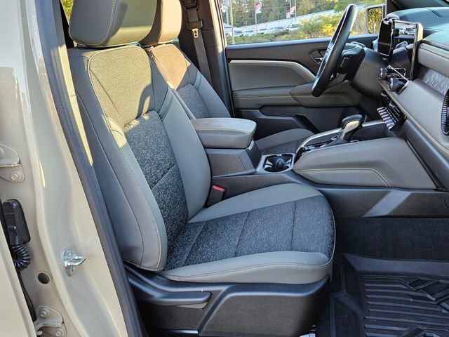 Used 2024 Chevrolet Colorado ZR2 w/ Technology Package image 17