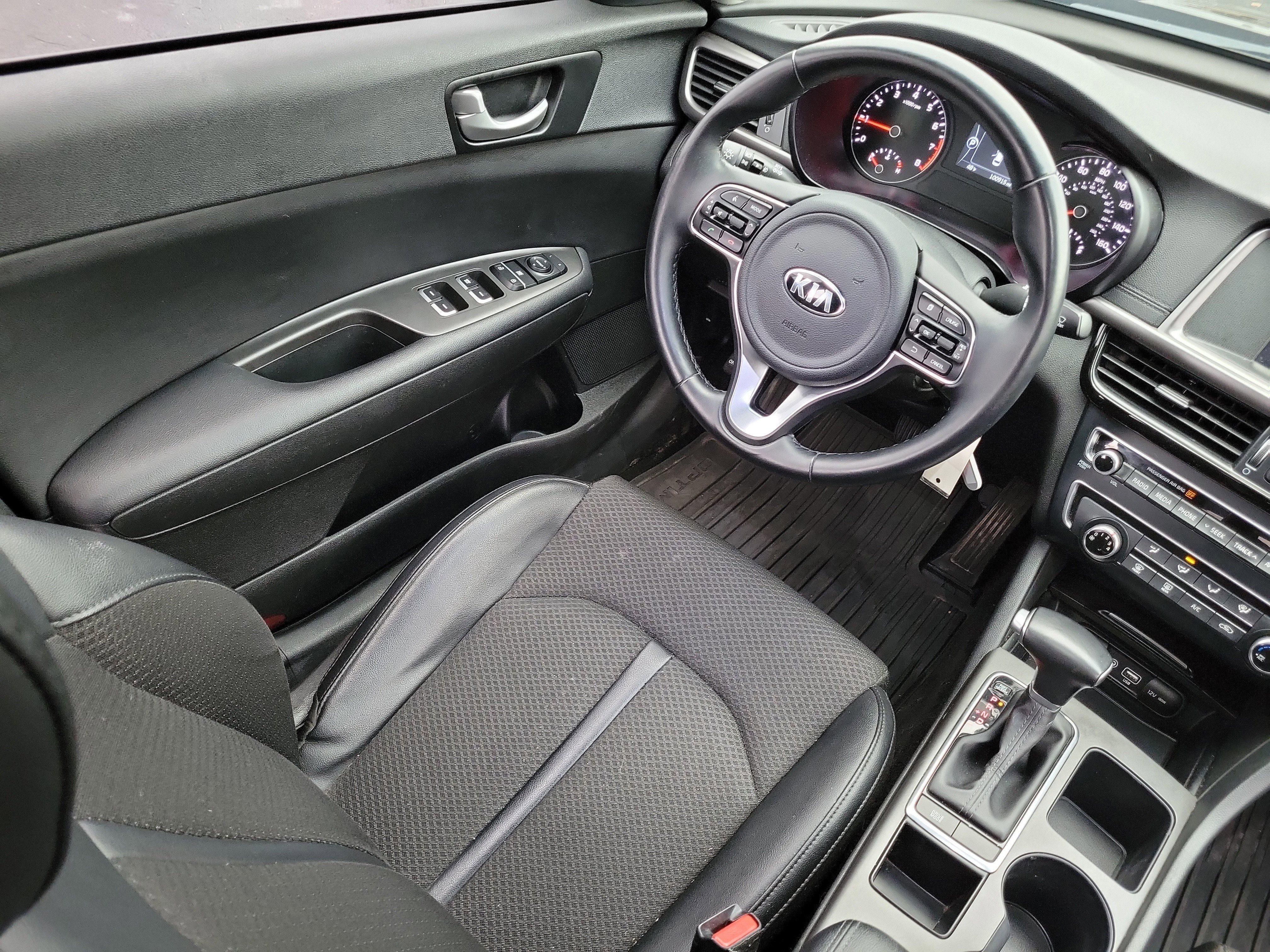 Used 2018 Kia Optima S w/ Pano Sport Package image 11