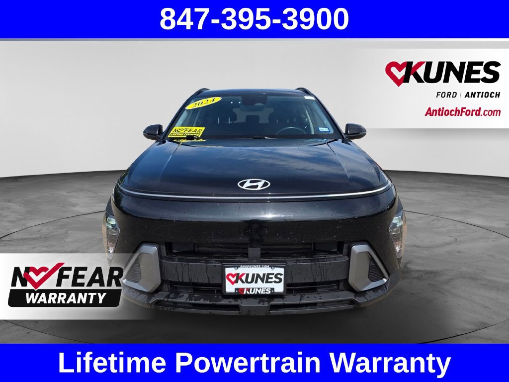 Used 2024 Hyundai Kona SEL AWD/4WD image 2