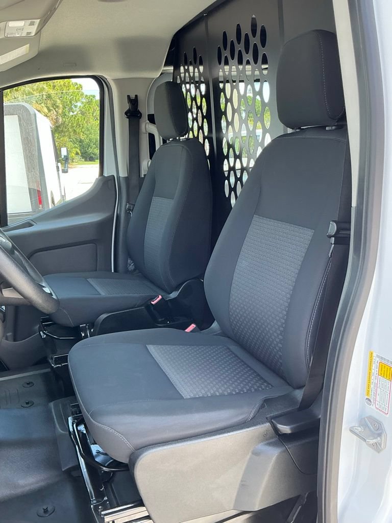 Certified 2025 Ford Transit 250 Low Roof w/ Exterior Upgrade Package RWD image 37