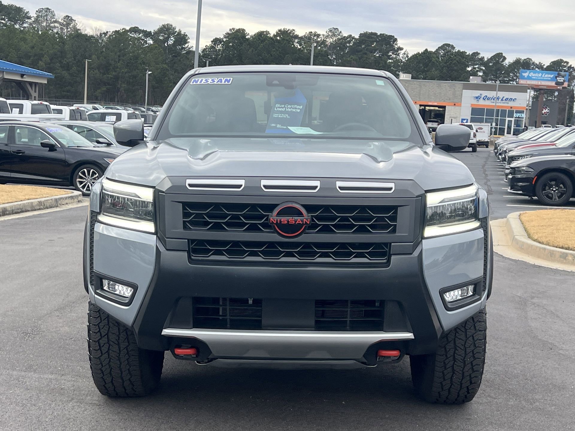 Used 2025 Nissan Frontier PRO-4X image 5