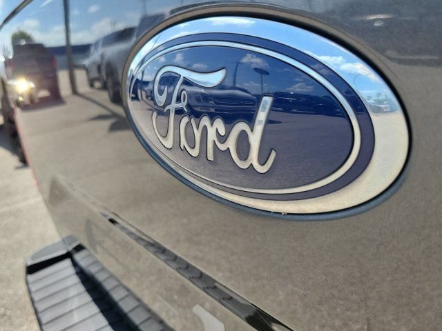 Certified 2017 Ford F150 XL w/ Equipment Group 101A Mid AWD/4WD image 7