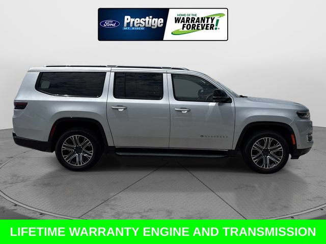 Used 2024 Jeep Wagoneer L Series II w/ Flexible Seating Group RWD image 3