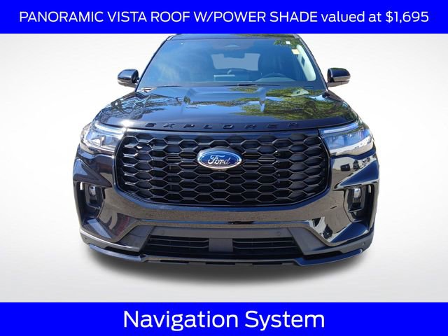 Certified 2025 Ford Explorer ST-Line AWD/4WD image 3