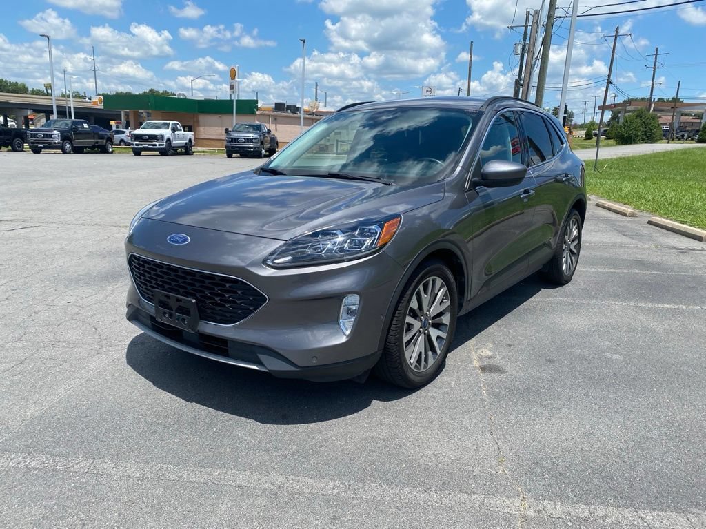 Certified 2021 Ford Escape Titanium FWD image 3
