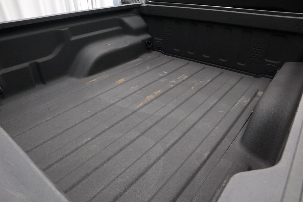 Used 2024 Jeep Gladiator Sport AWD/4WD image 14