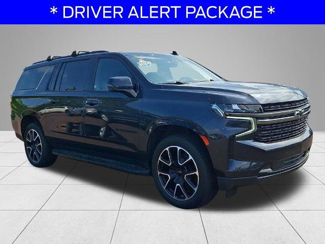 Used 2022 Chevrolet Suburban RST w/ Luxury Package AWD/4WD image 3