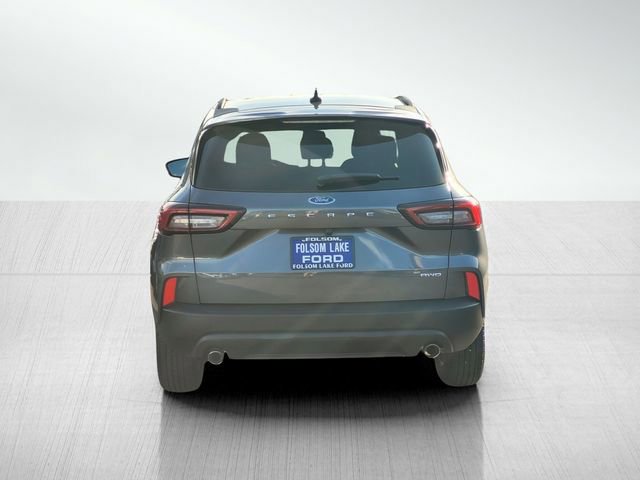 Certified 2025 Ford Escape ST-Line image 4