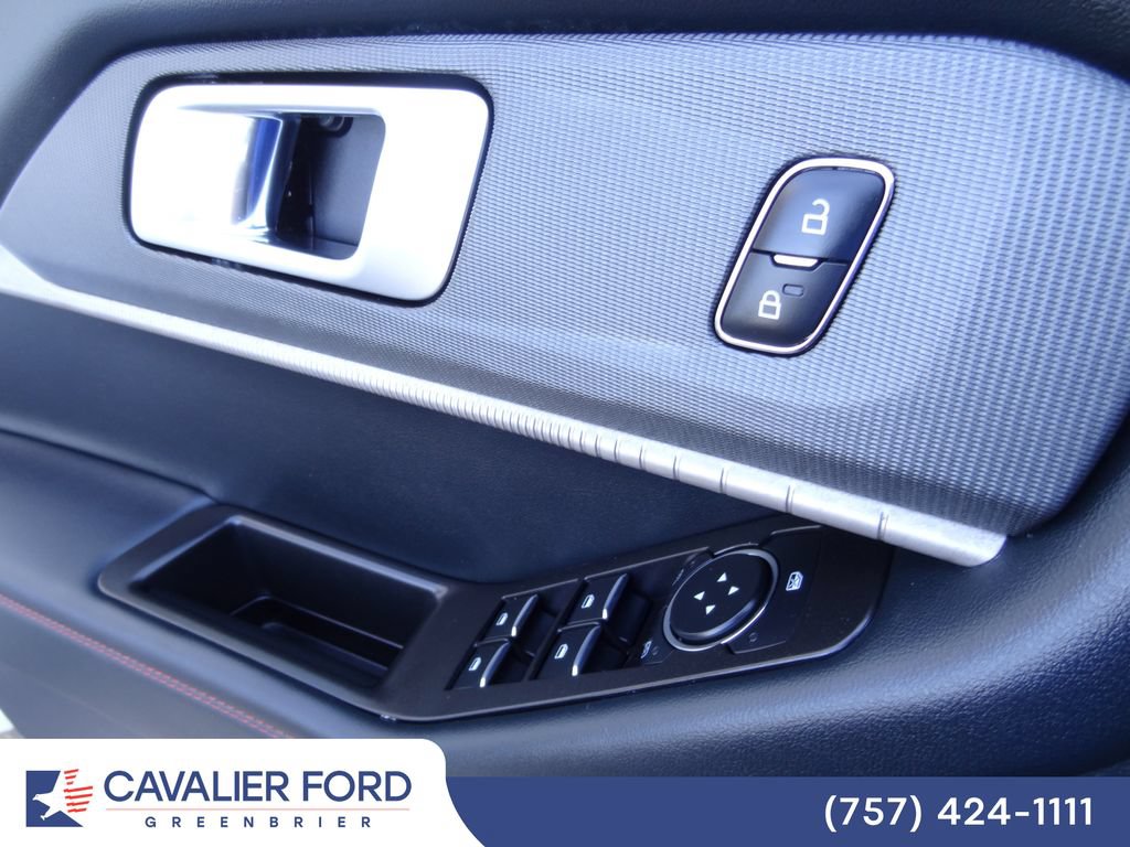 Certified 2025 Ford Explorer ST-Line AWD/4WD image 18