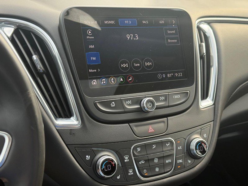 Used 2022 Chevrolet Malibu Premier FWD image 21