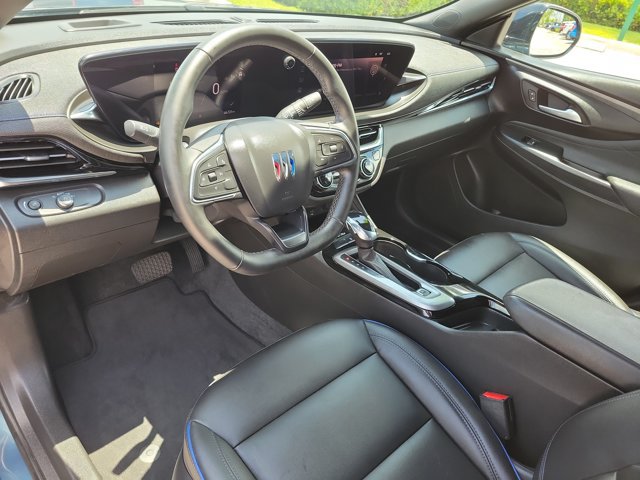 Used 2024 Buick Envista Sport Touring w/ Convenience II Package FWD image 16