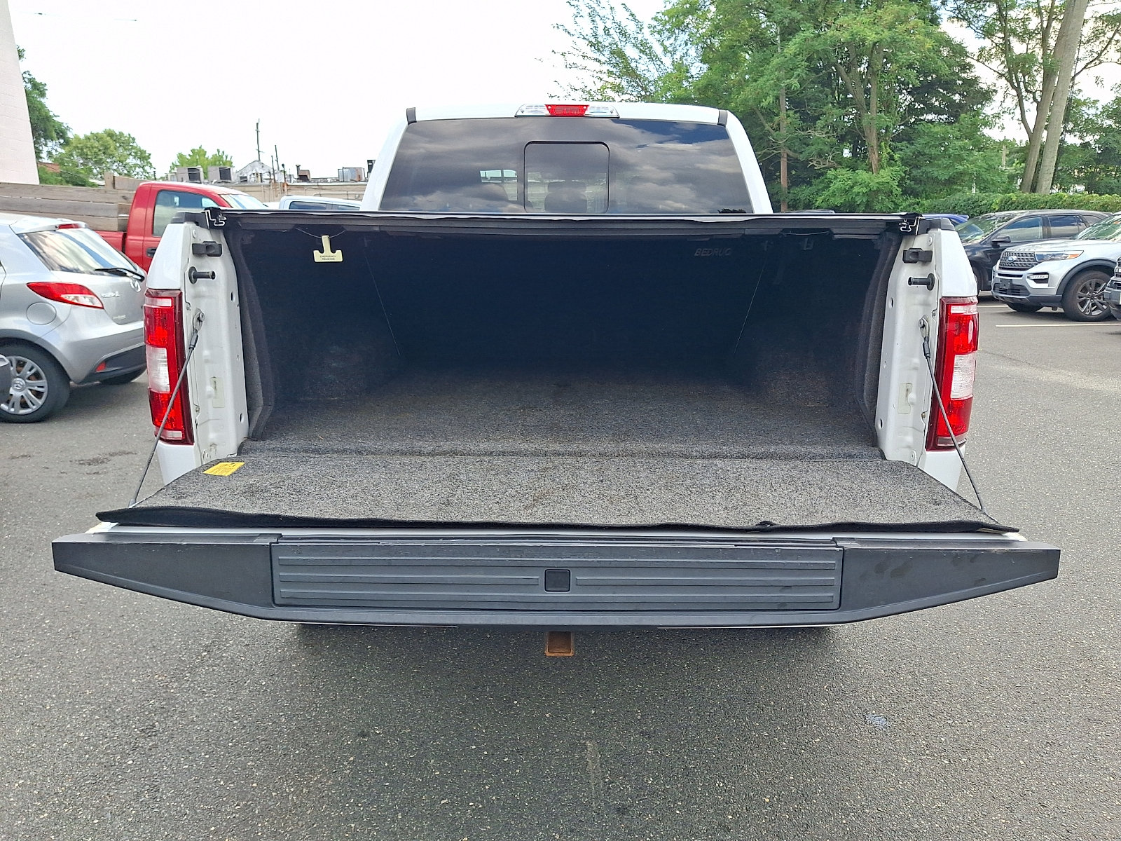 Certified 2019 Ford F150 XLT w/ Equipment Group 302A Luxury AWD/4WD image 30