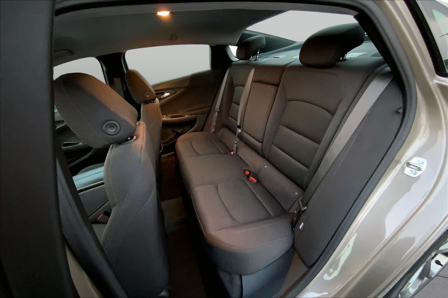 Used 2024 Chevrolet Malibu LT FWD image 20