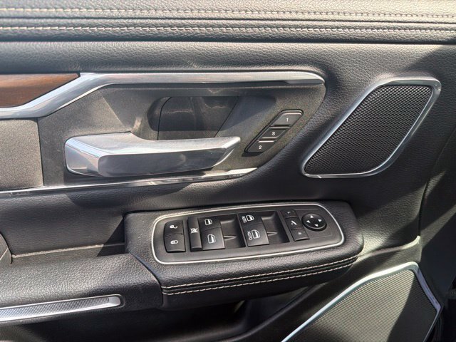 Used 2021 RAM 1500 Laramie AWD/4WD image 13