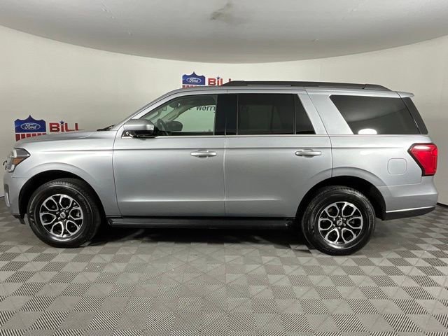 Certified 2024 Ford Expedition XLT image 2
