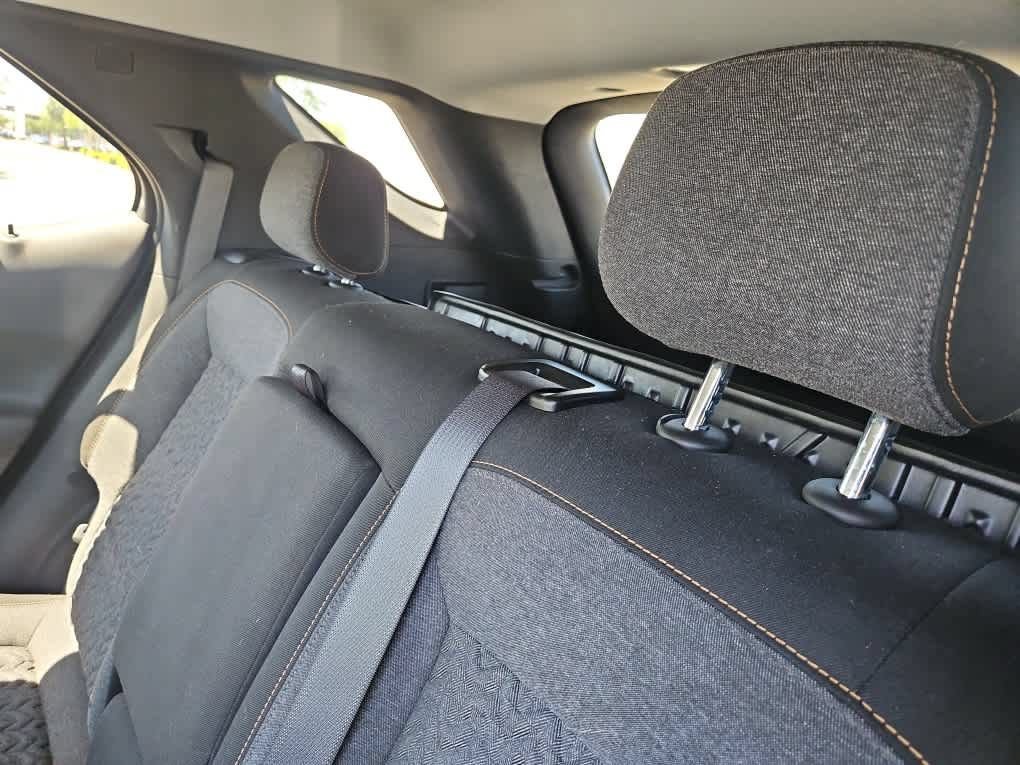 Used 2022 Chevrolet Equinox LT w/ LPO, Floor Liner Package AWD/4WD image 12