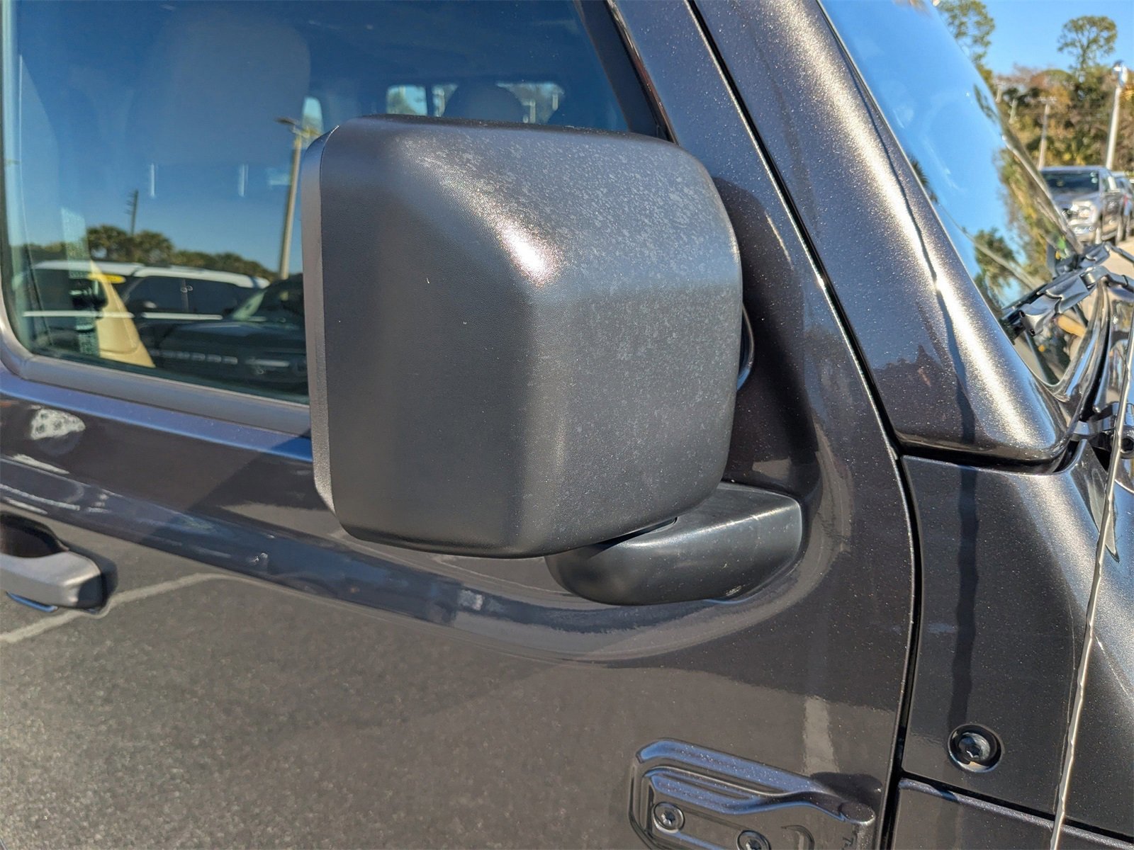 Used 2021 Jeep Wrangler Unlimited Sahara w/ Cold Weather Group image 12