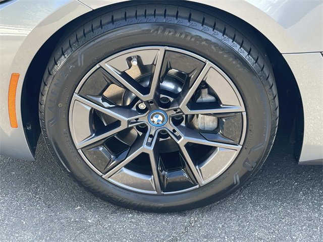 Used 2024 BMW i4 eDrive35 w/ Premium Package image 38