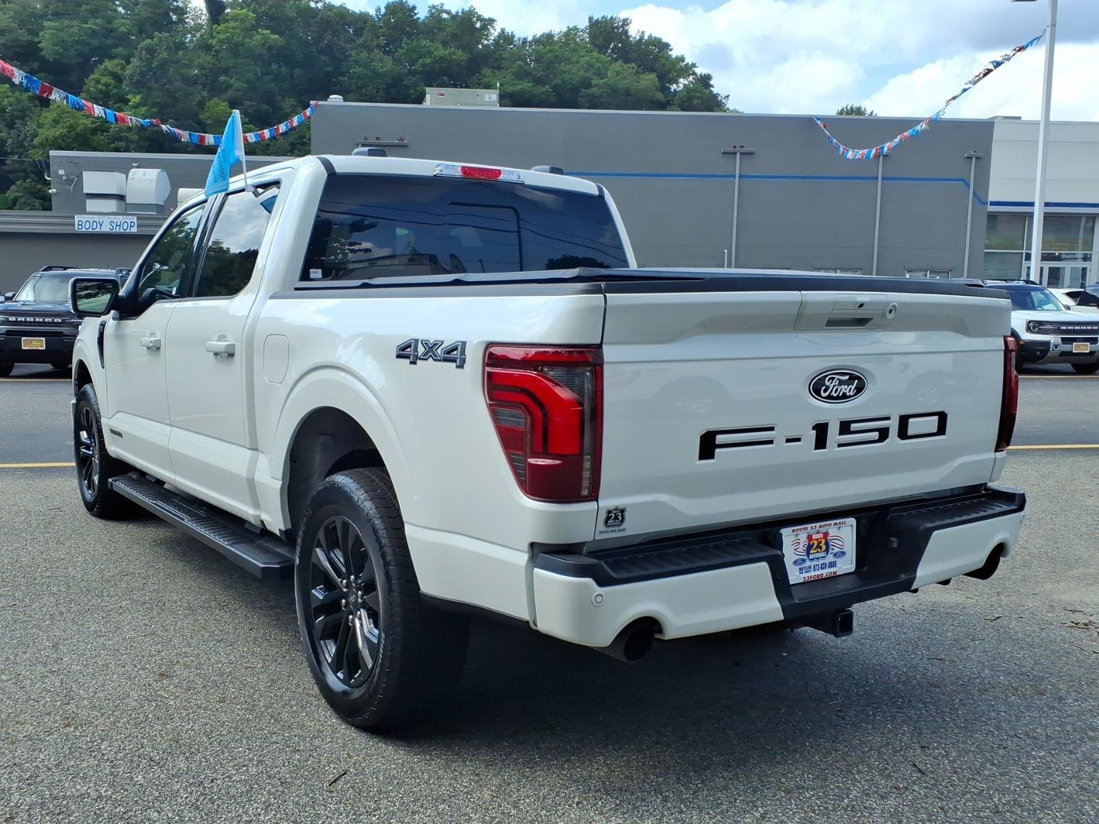 Certified 2025 Ford F150 Lariat w/ Equipment Group 502A High AWD/4WD image 6