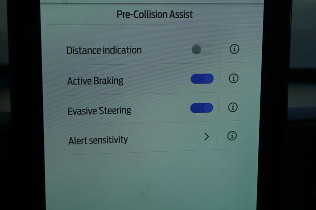 Certified 2023 Ford Explorer ST w/ Equipment Group 401A image 18