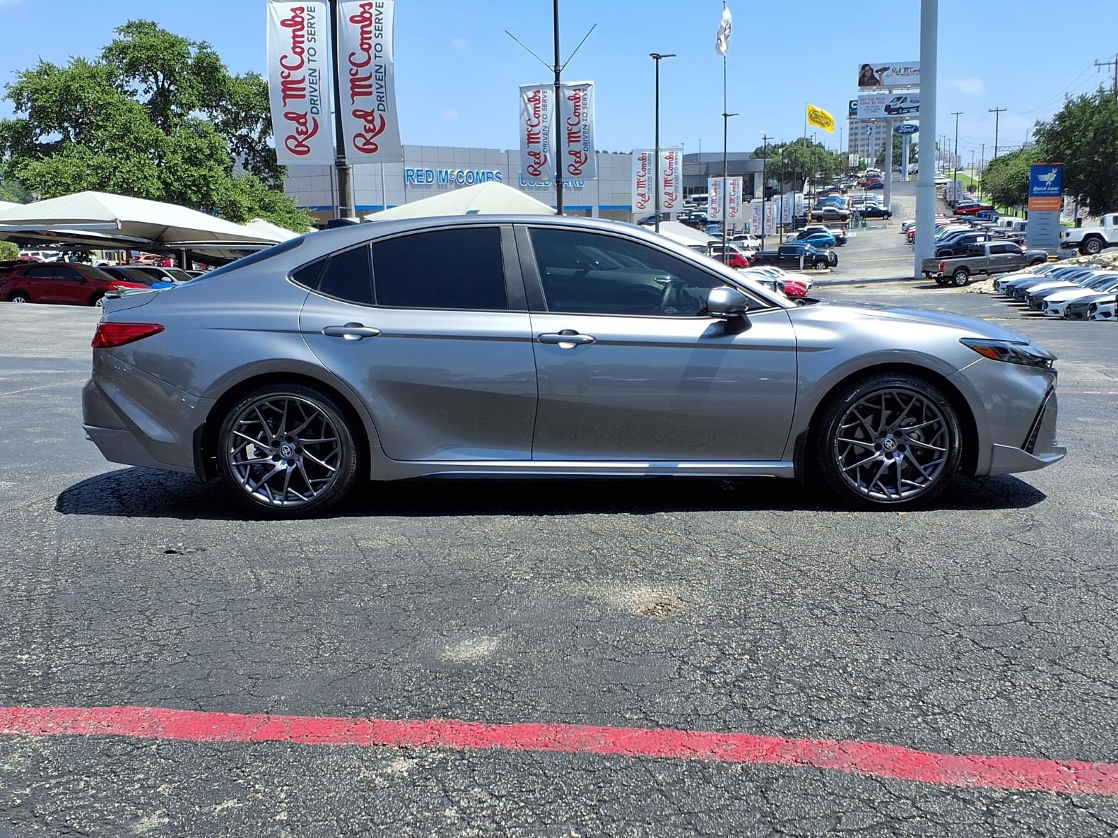 Used 2025 Toyota Camry XSE w/ Premium Package FWD image 5