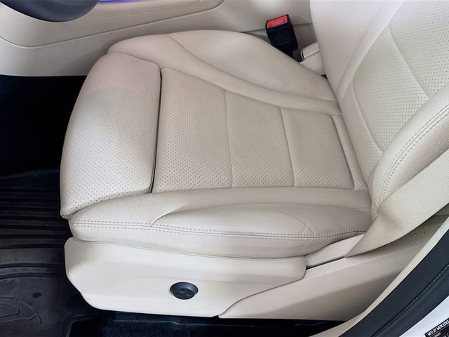 Used 2020 Mercedes-Benz GLC 300 image 21